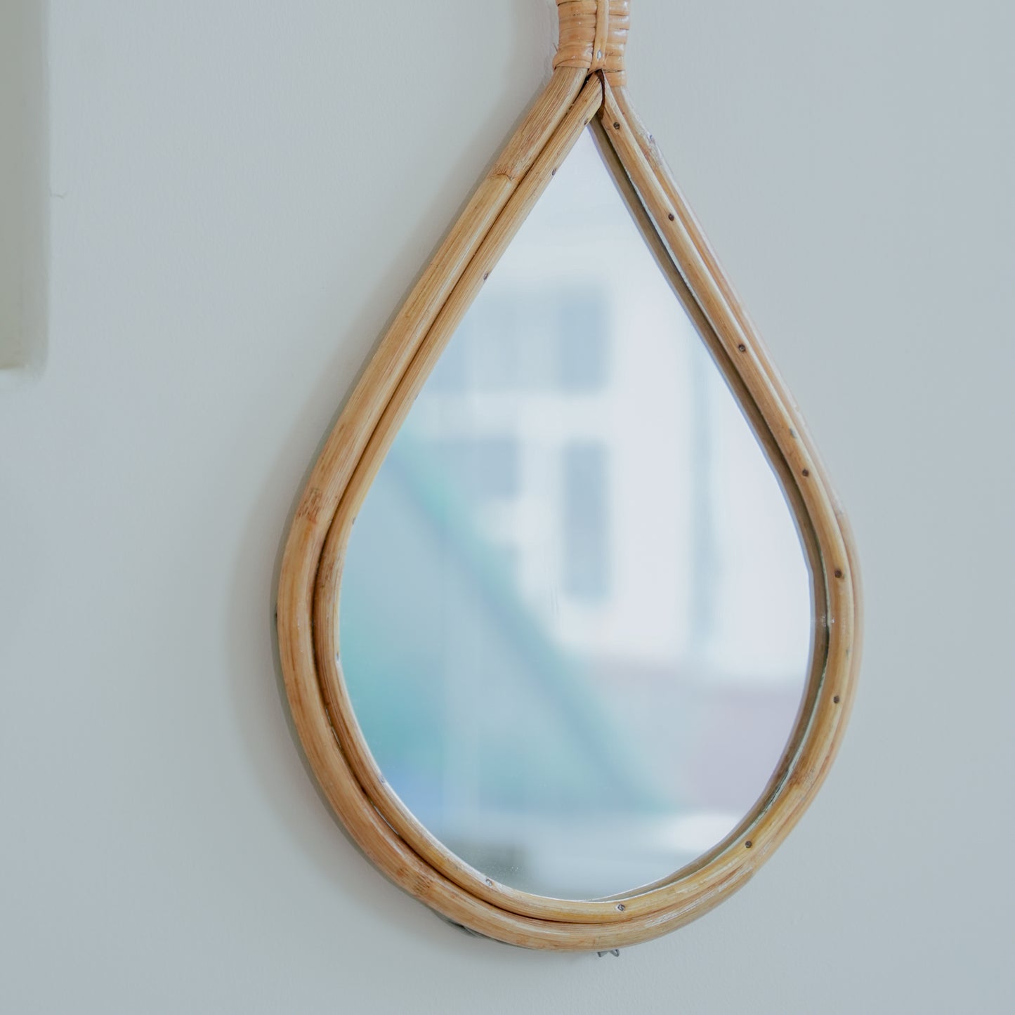 Rattan Droplet Wall Mirror