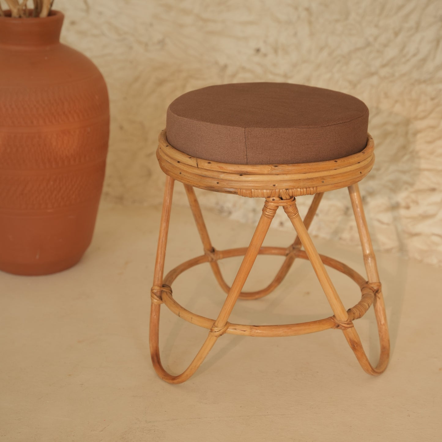 Beint Stool