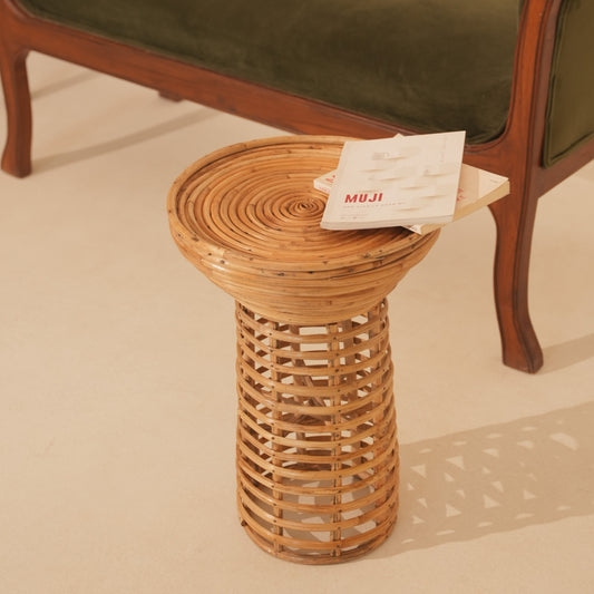 Tikli Drink Table