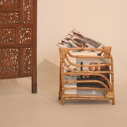 Beint Magazine Holder
